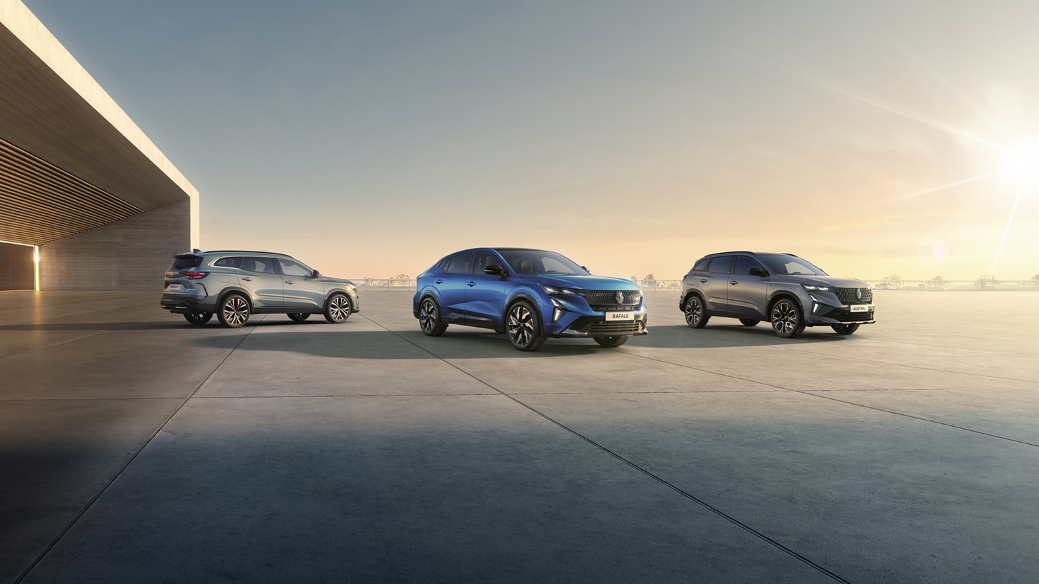 vehicles equipped with Renault full hybrid E-Tech technology