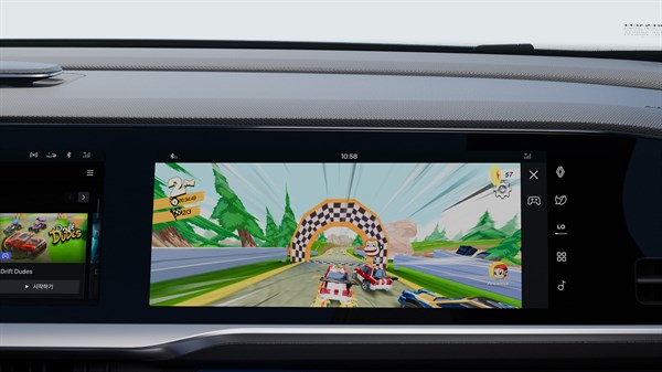 Renault Filante - in-car gaming